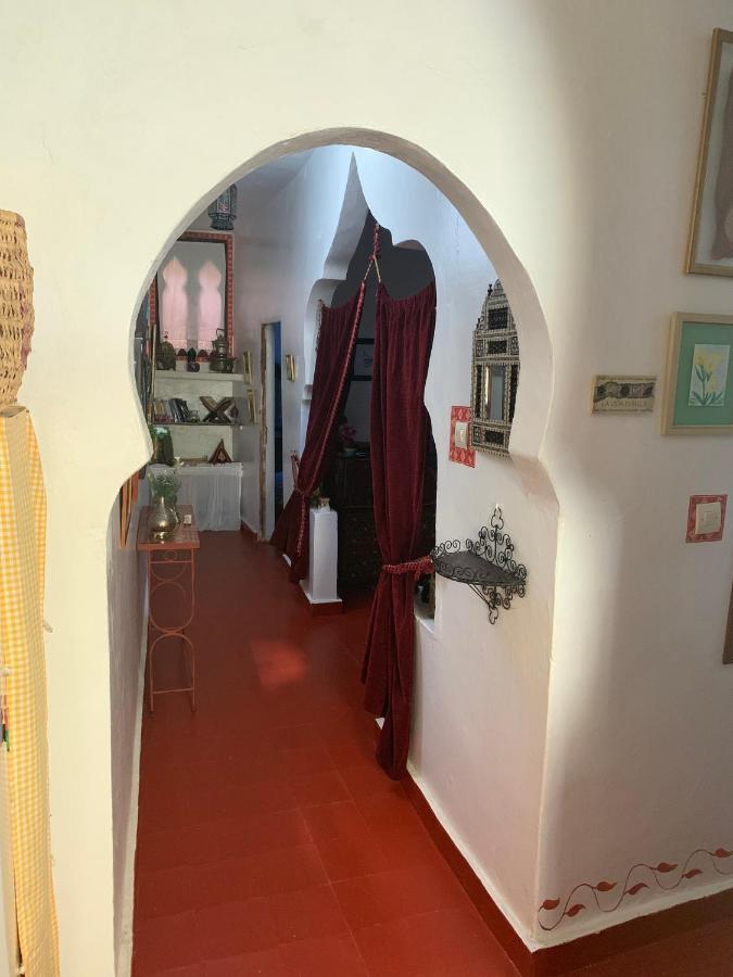 Hathor ,Casa Marroqui Con Dos Terrazas En La Medina Antigua , Ideal Parejas!! Wifi!! อซิลาห์ ภายนอก รูปภาพ