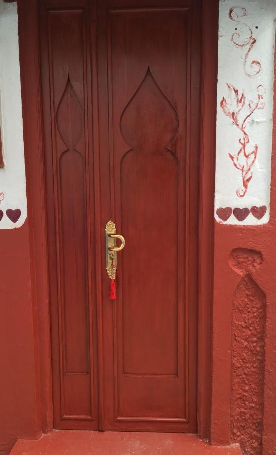 Hathor ,Casa Marroqui Con Dos Terrazas En La Medina Antigua , Ideal Parejas!! Wifi!! อซิลาห์ ภายนอก รูปภาพ