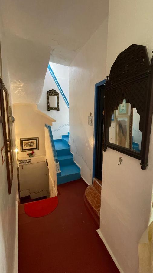 Hathor ,Casa Marroqui Con Dos Terrazas En La Medina Antigua , Ideal Parejas!! Wifi!! อซิลาห์ ภายนอก รูปภาพ