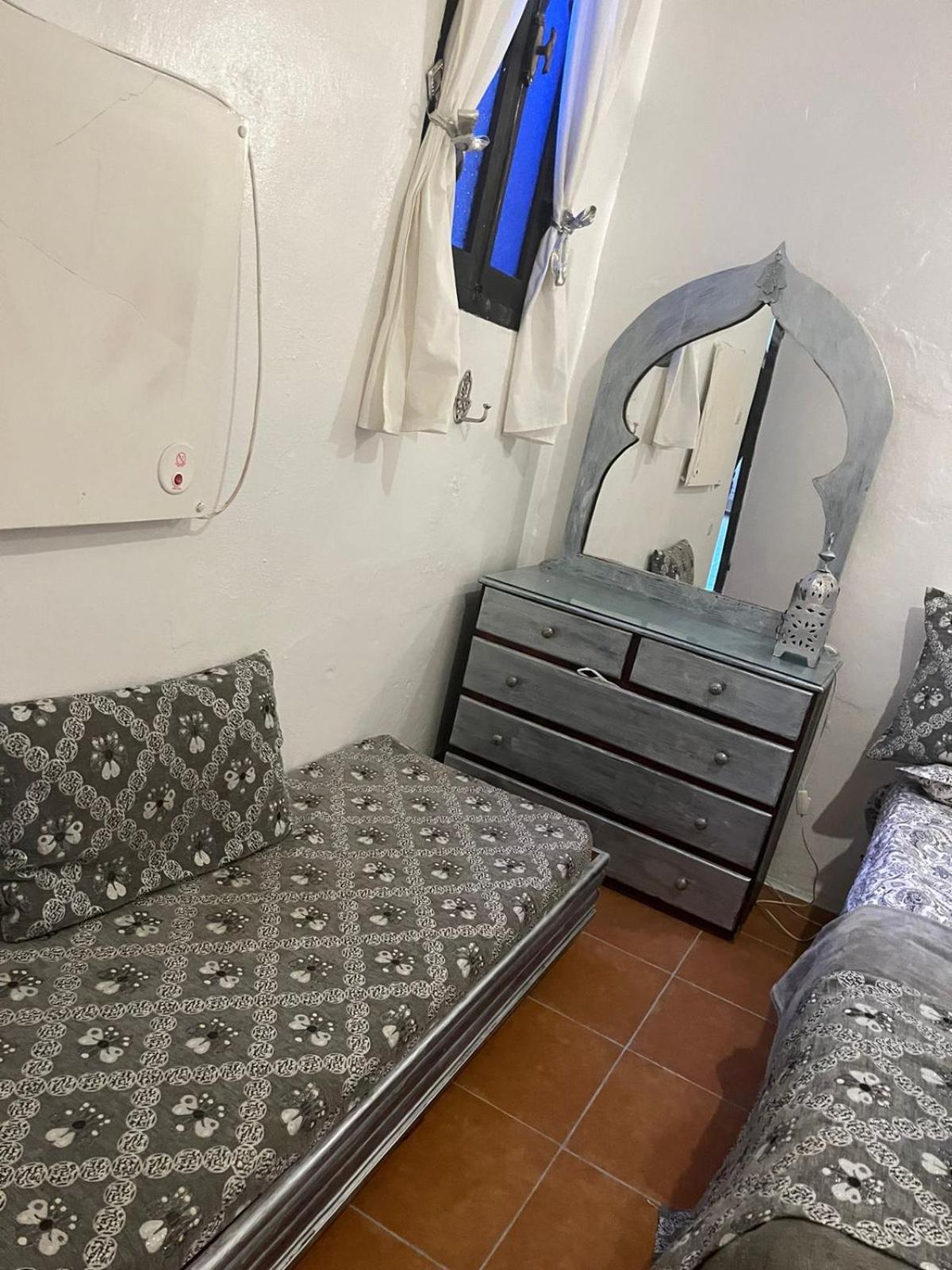 Hathor ,Casa Marroqui Con Dos Terrazas En La Medina Antigua , Ideal Parejas!! Wifi!! อซิลาห์ ภายนอก รูปภาพ
